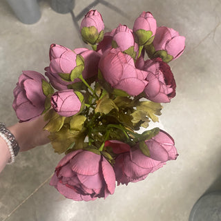 Ranunculus Bush Purple 17"