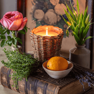 English Rose & Thyme Candle